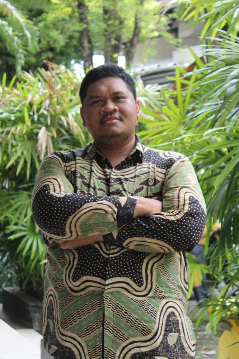 Google Earth sebagai Inovasi Pembelajaran Menulis Cerita Perjalanan Berbasis Literasi Digital