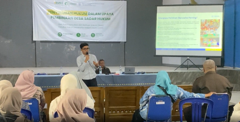 Tingkatkan Kesadaran Hukum Masyarakat, Desamind Indonesia Bersama FH UGM Gelar Penyuluhan Hukum di Desa Ciherang